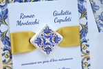 Partecipazione nozze moderna con maioliche blu