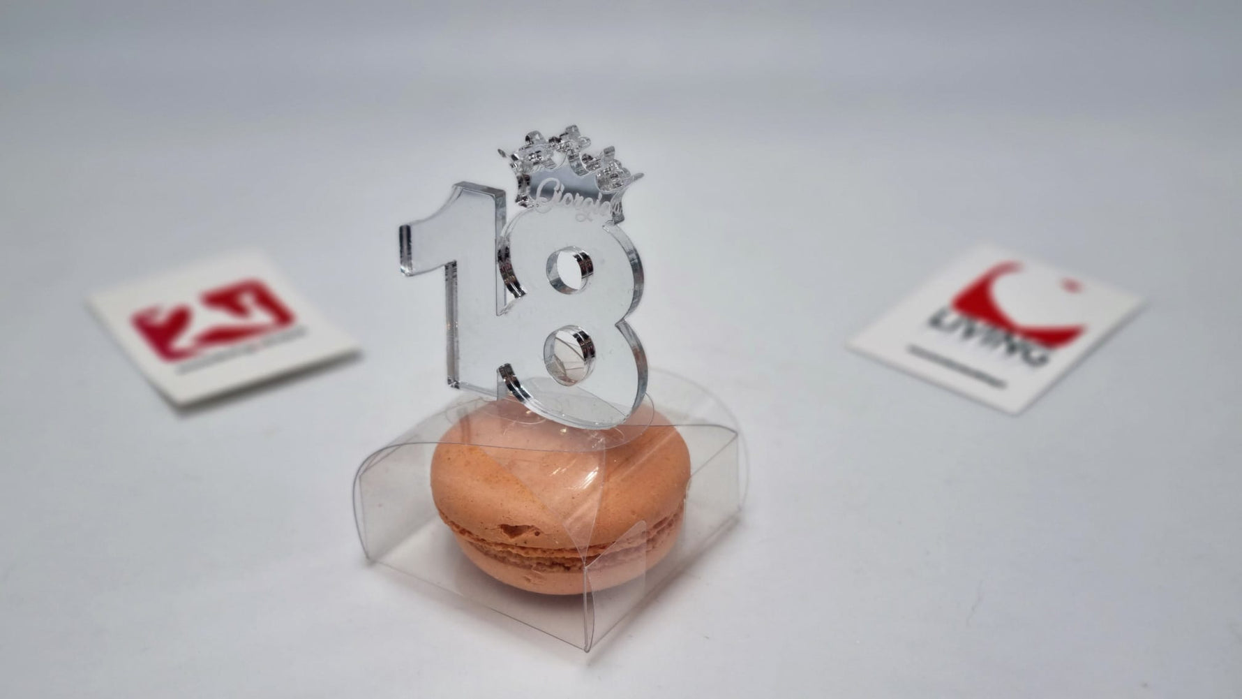 Bomboniera macaron con magnete 18 in plex