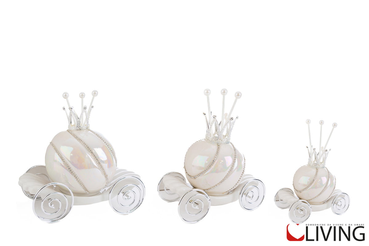 Bomboniera-profumatore-carrozza-bianca-con-corona-55215-1