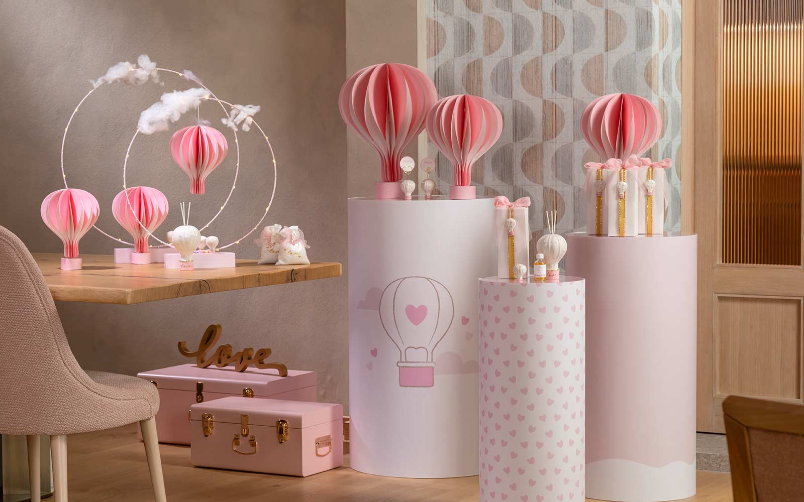 Addobbo Tema mongolfiera set 3 mongolfiere rosa con base in legno