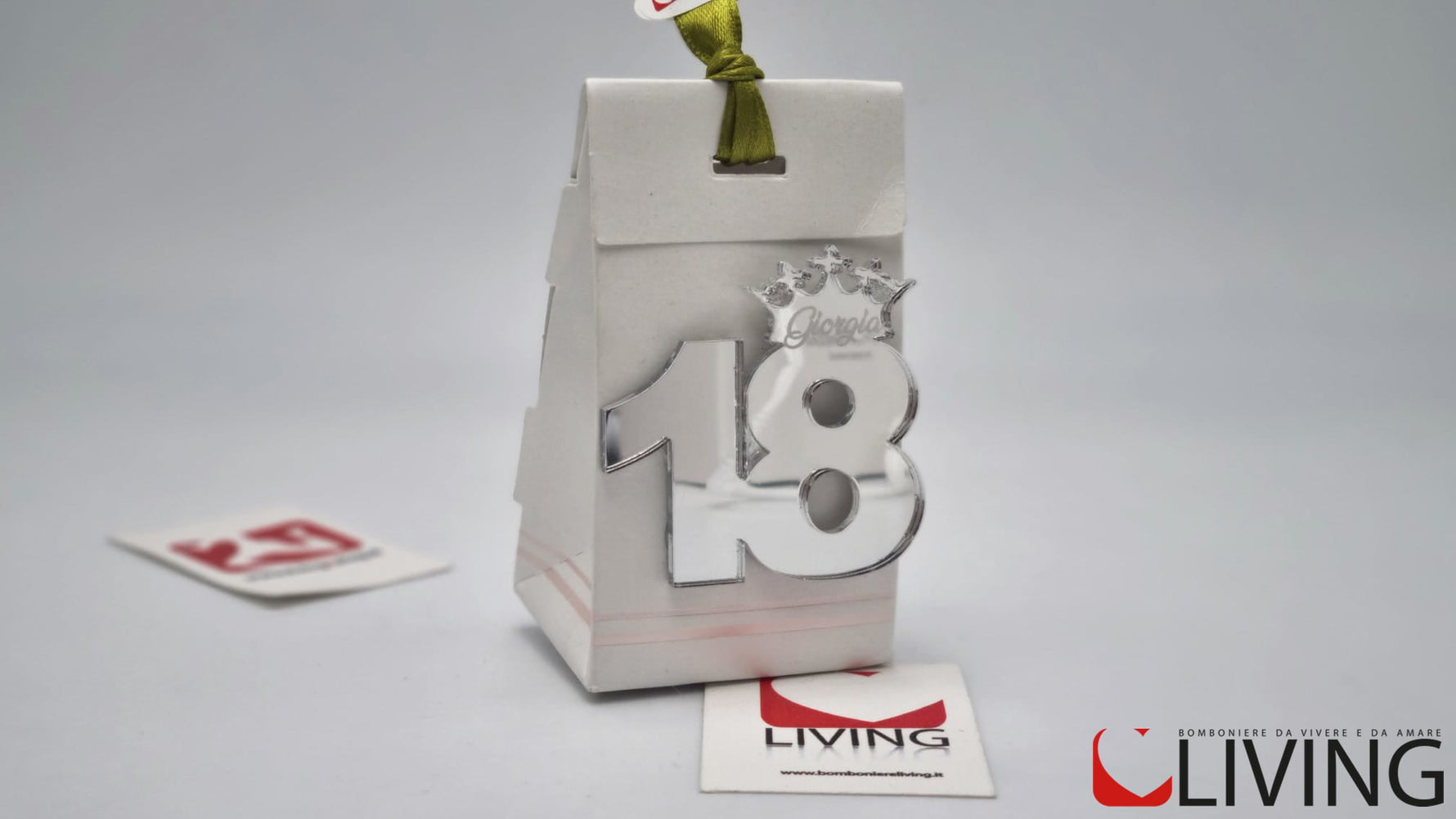 Bomboniera personalizzabile scatolina magnete 18esimo
