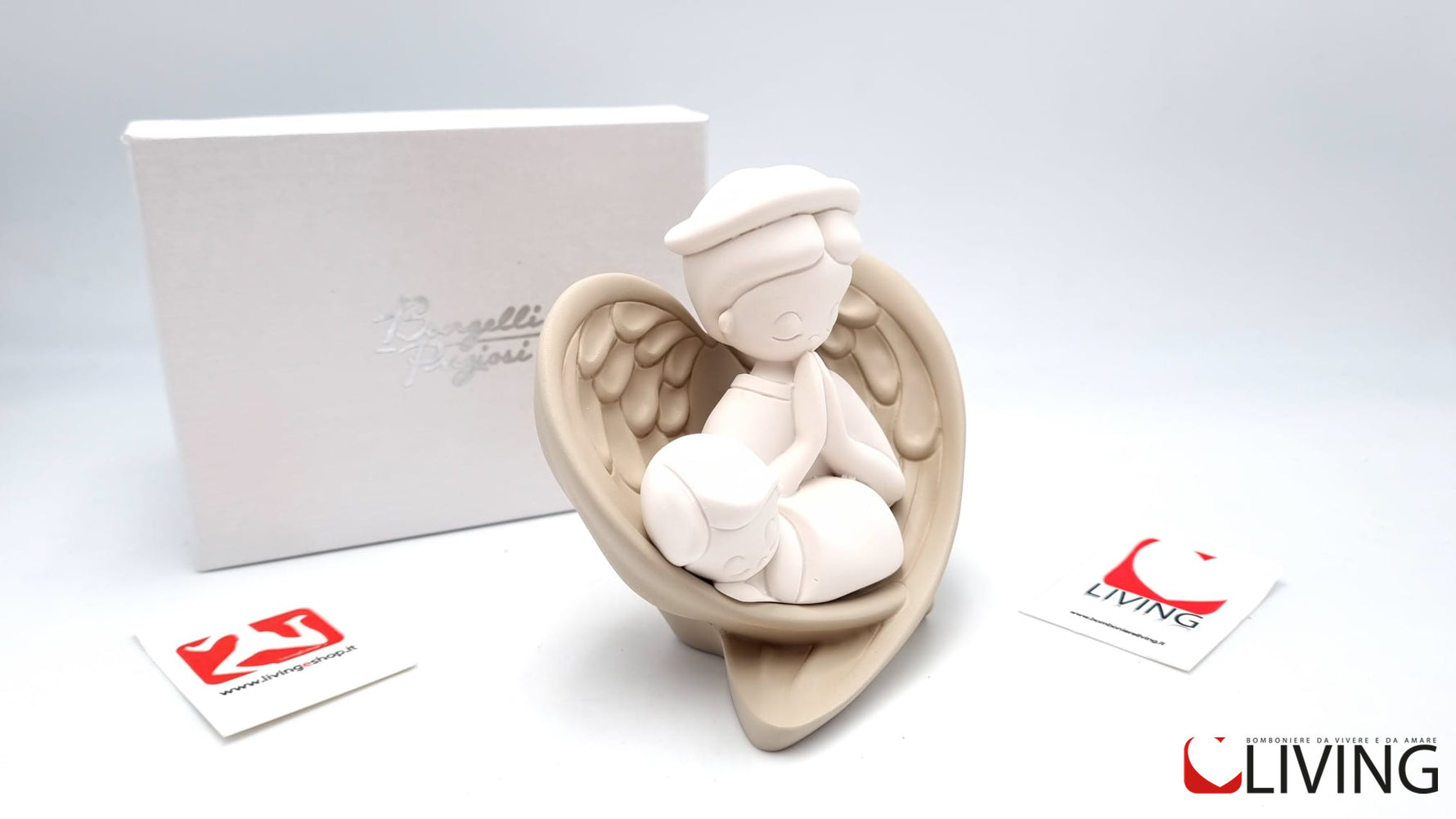bomboniera angelo con bimbo ali beige