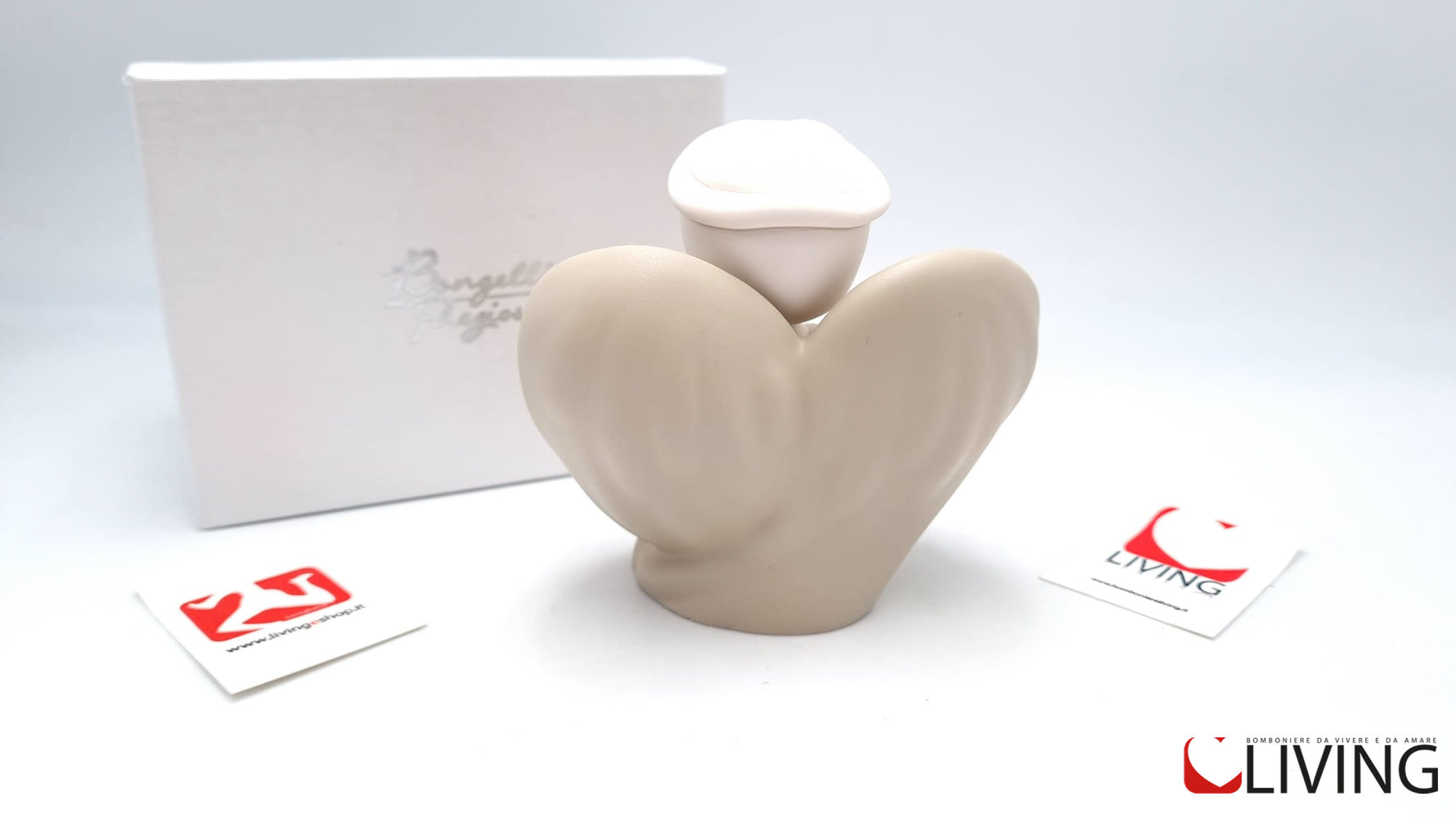 bomboniera angelo con bimbo ali beige