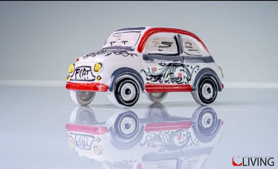 bomboniera cinquecento in ceramica di caltagirone ghirigori d'autore
