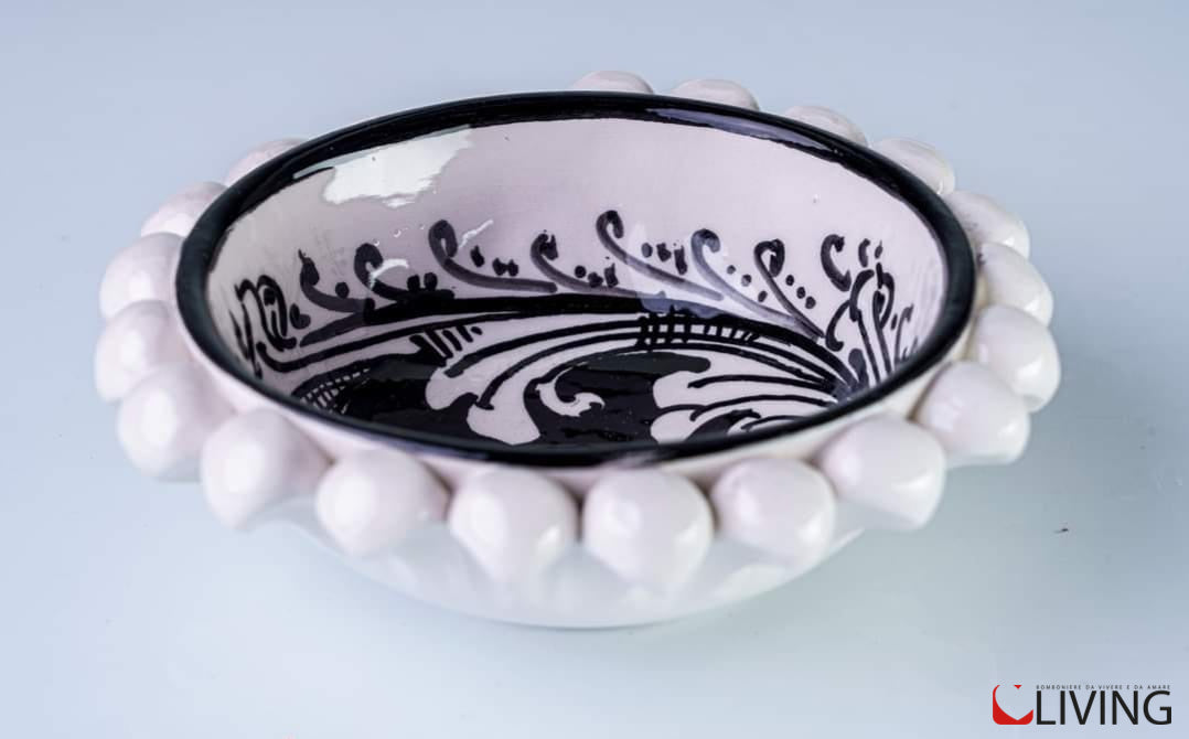 bomboniera ciotola in ceramica di caltagirone linea "tormalina nera"