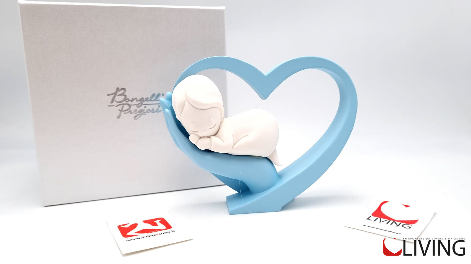 bomboniera cuore celeste con bimbo