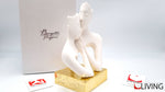 bomboniera statua coppia innamorati base oro