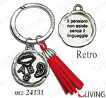 bomboniera-portachiavi-laurea-in-logopedia-con-nappina-rossa-mz24131