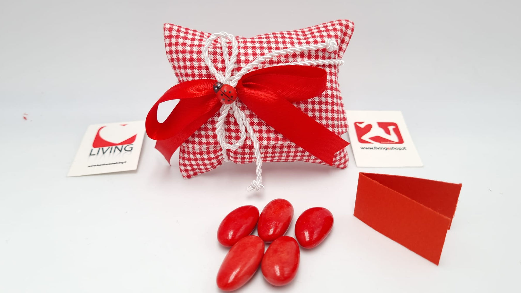 Sacchetto Laurea  in tessuto quadri rosso