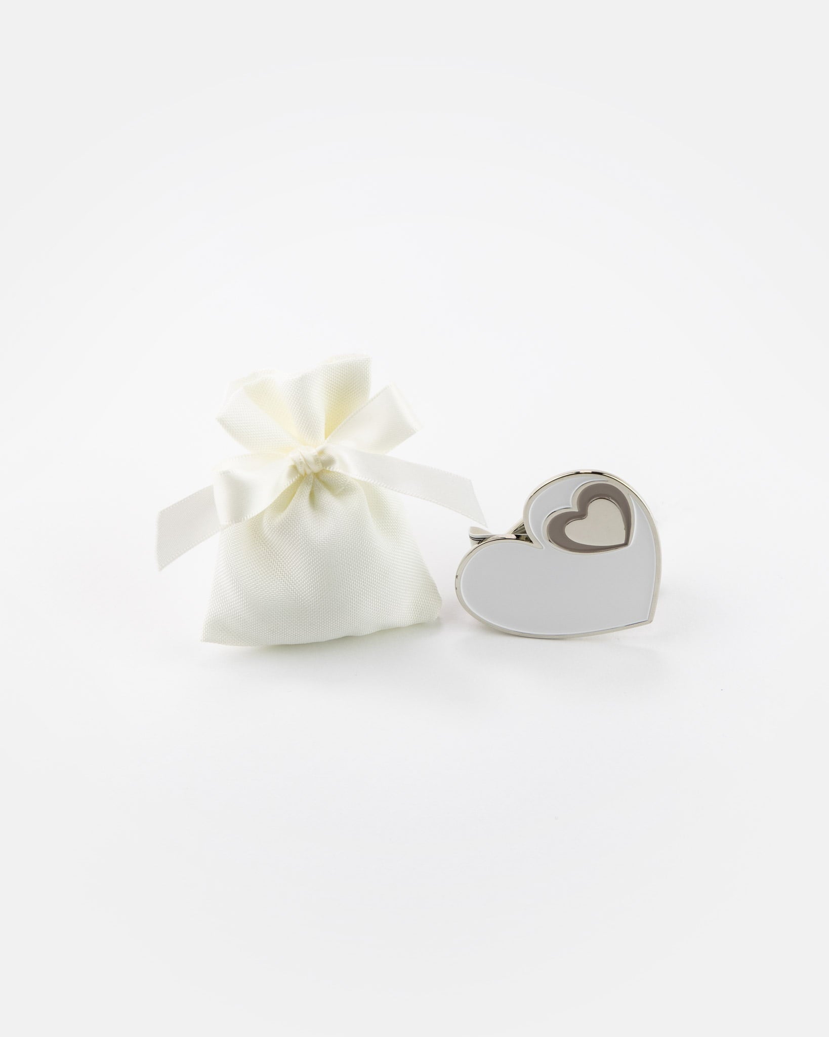 Clip Con Magnete Cuore In Metallo Smaltato