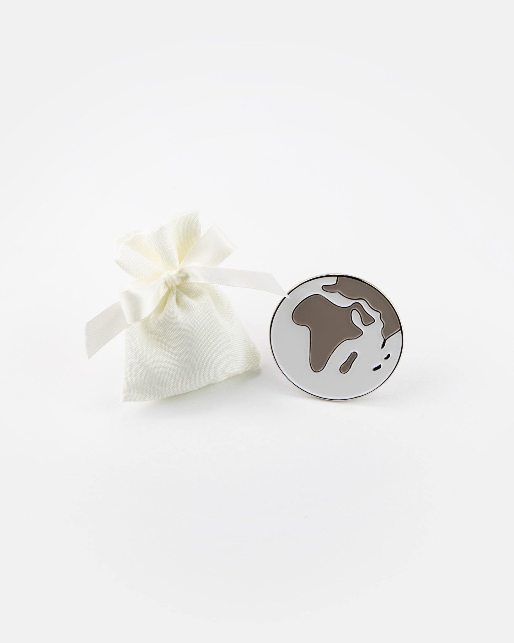 Clip Con Magnete Mondo In Metallo Smaltato