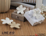 bomboniera fiore in porcellana bianco e beige