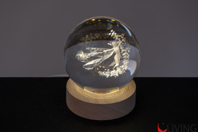 bomboniera sfera fatina con base legno luce led