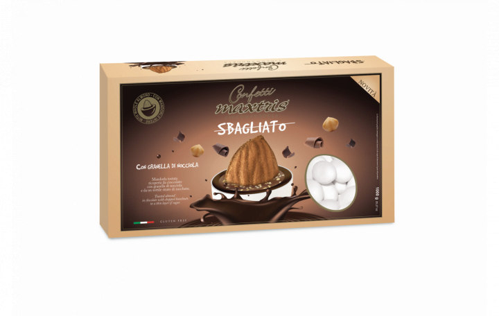 Mandorla tostata ricoperta da cioccolato al latte e alle nocciole gianduia con granella di nocciole