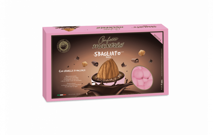 Mandorla tostata ricoperta da cioccolato al latte e alle nocciole gianduia con granella di nocciole