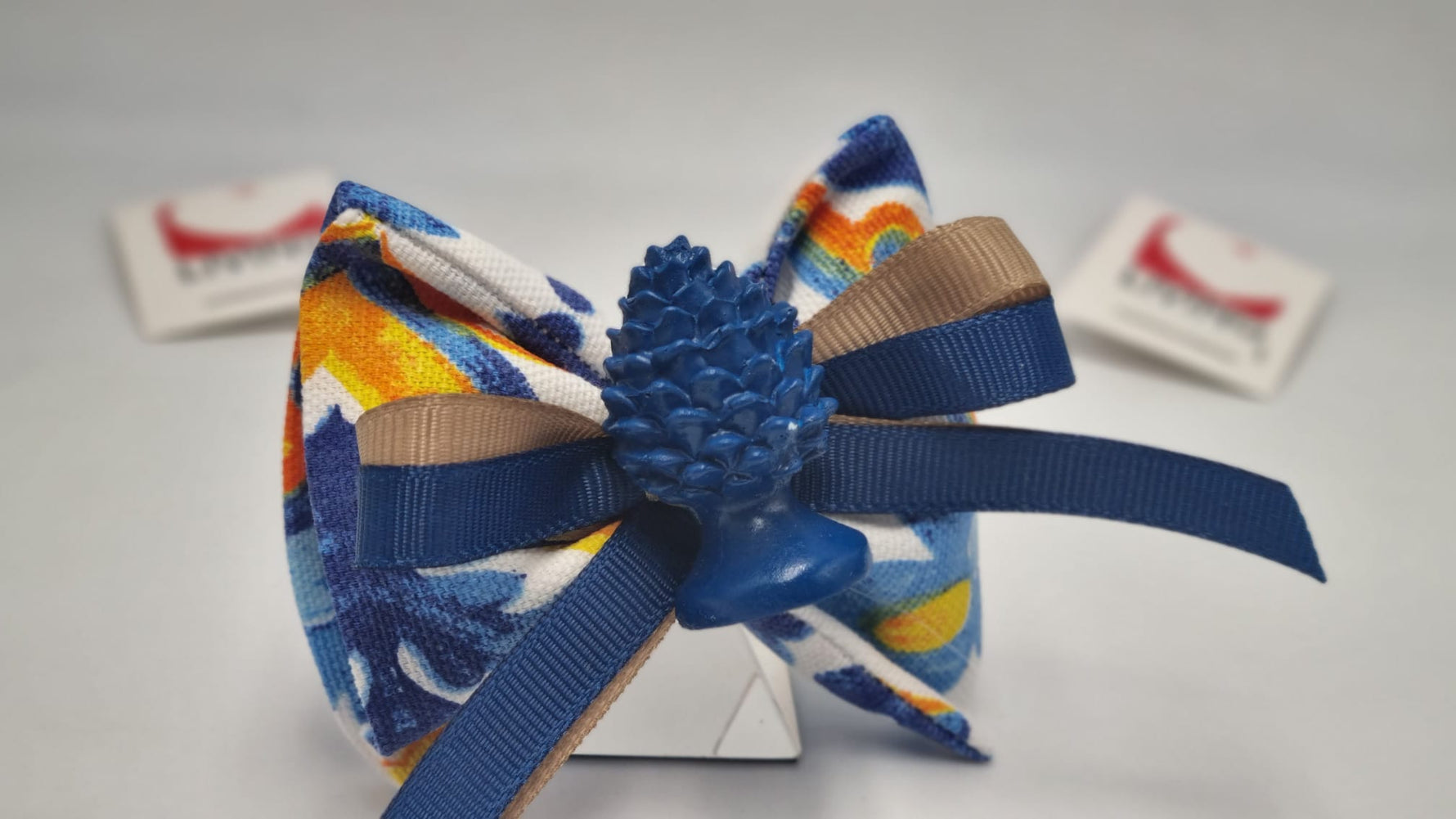 Portaconfetti papillon con tessuto maiolica