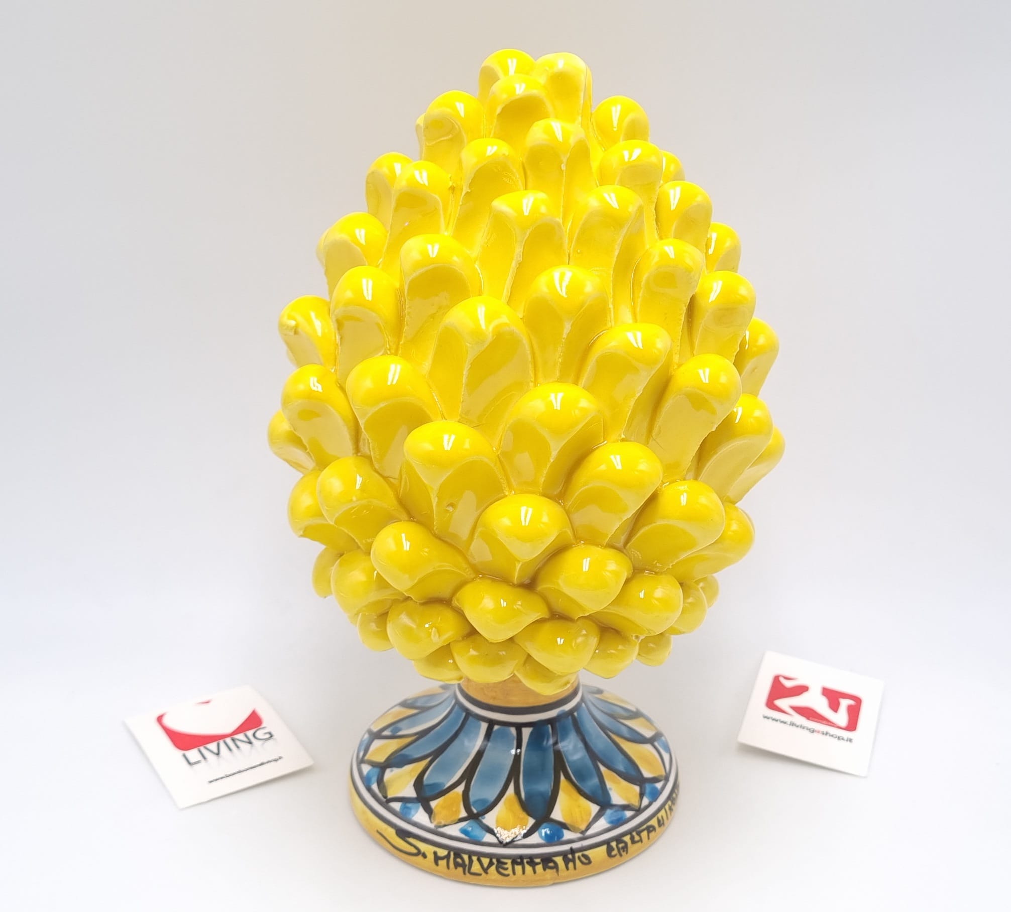 Bomboniera pigna in ceramica di Caltagirone colore giallo