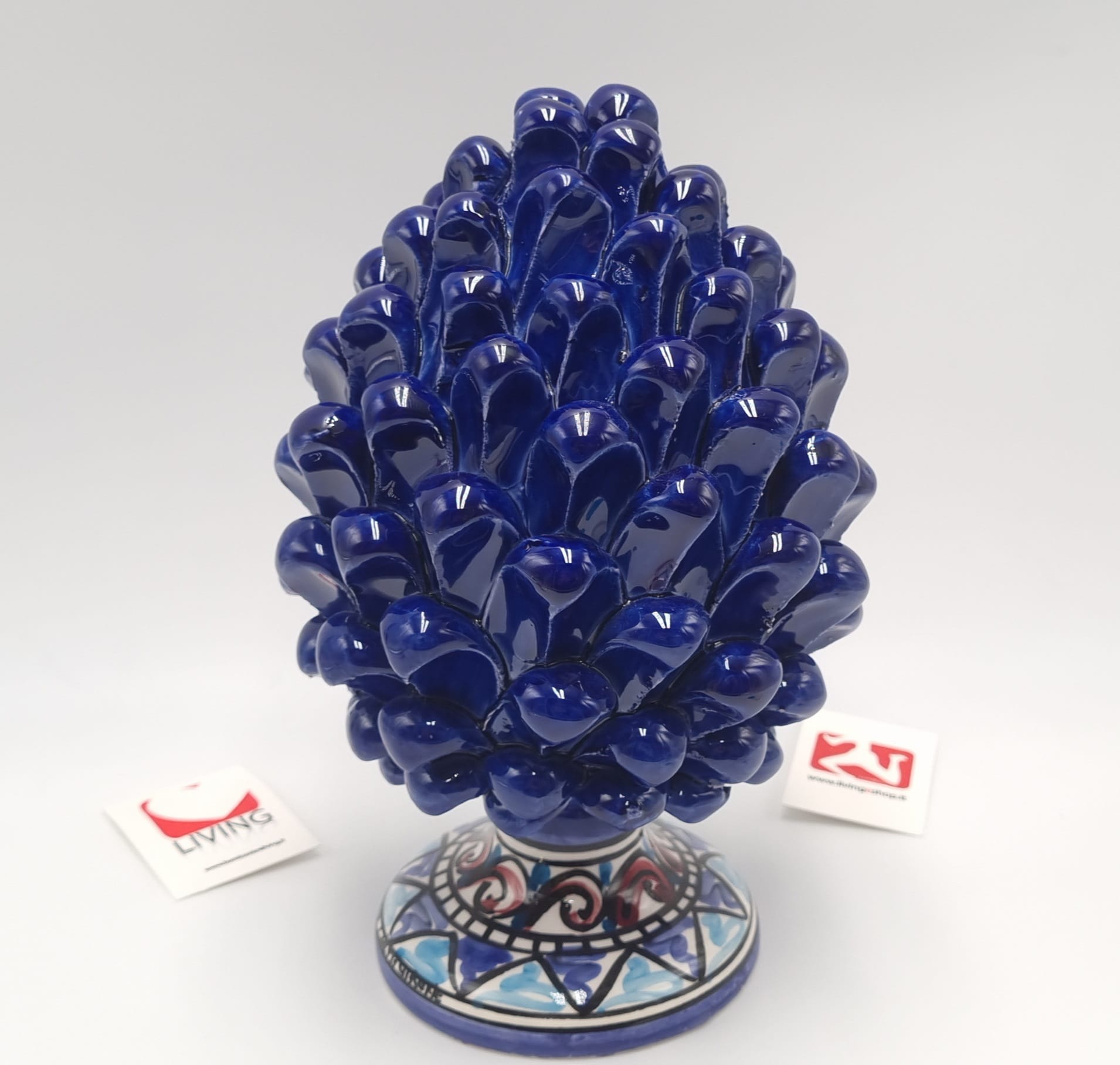 Pigna in Ceramica di Caltagirone colore blu