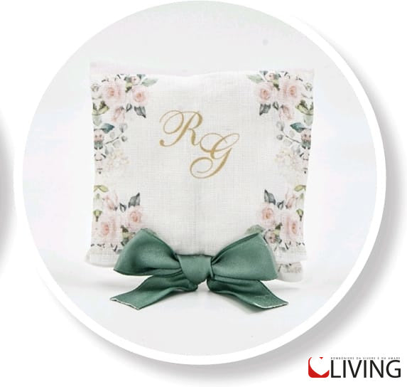 sacchetto cuscino rose con iniziali personalizzabili