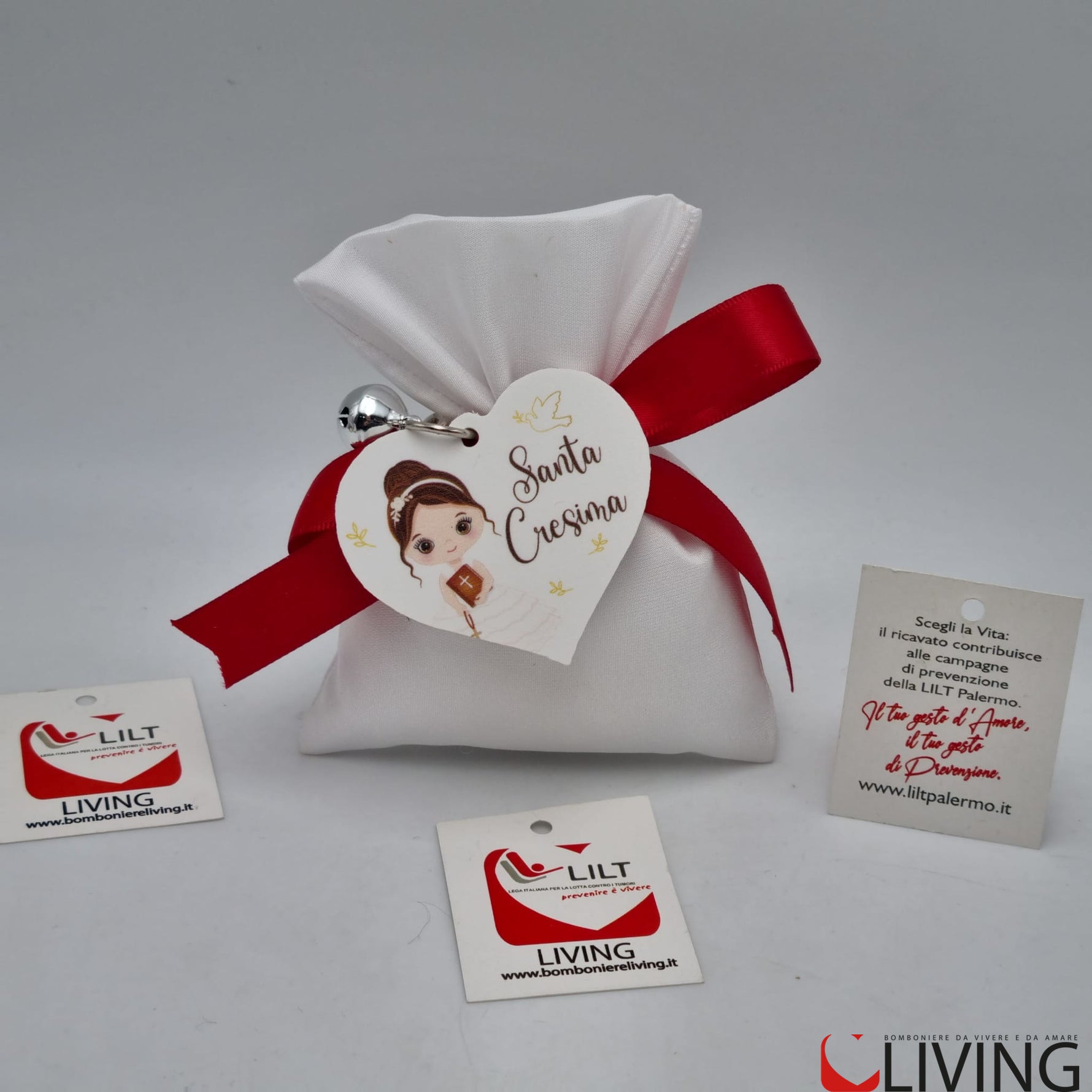 bomboniera linea solidale lilt living sacchetto con portachiavi bimba cresima