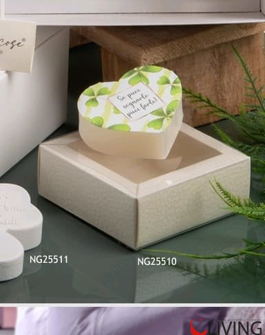 bomboniera sapone cuore con stampa quadrifogli