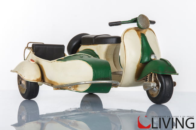 Bomboniera sidecar scooter